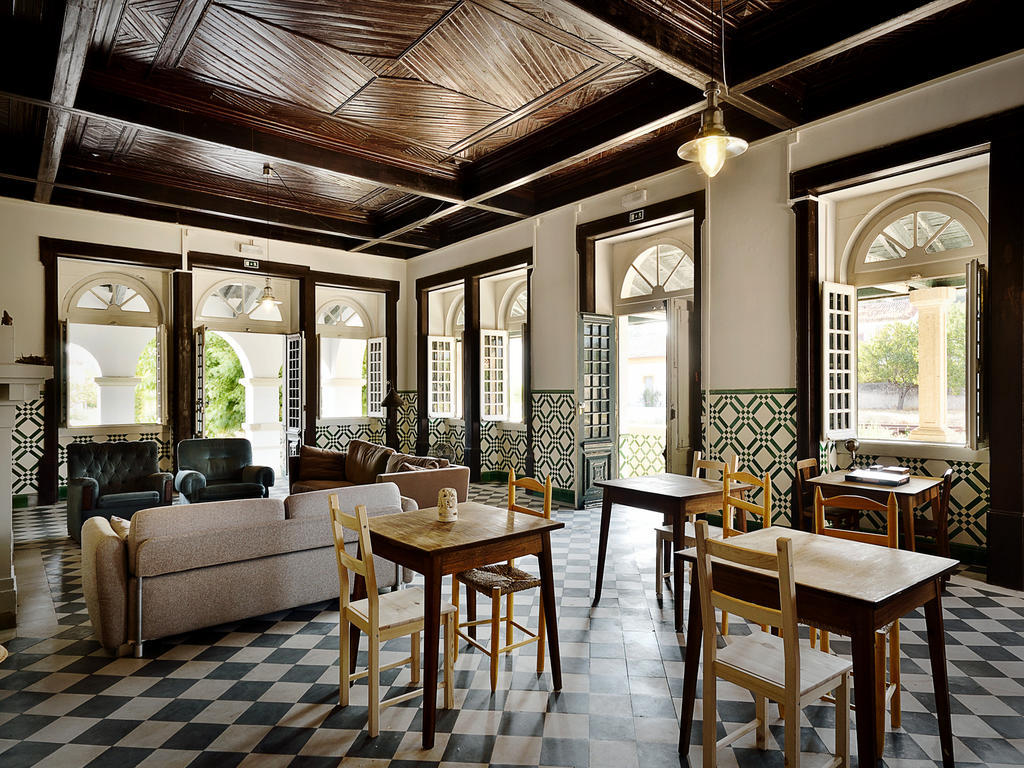 Train Spot Guesthouse มาร์เวา ภายนอก รูปภาพ