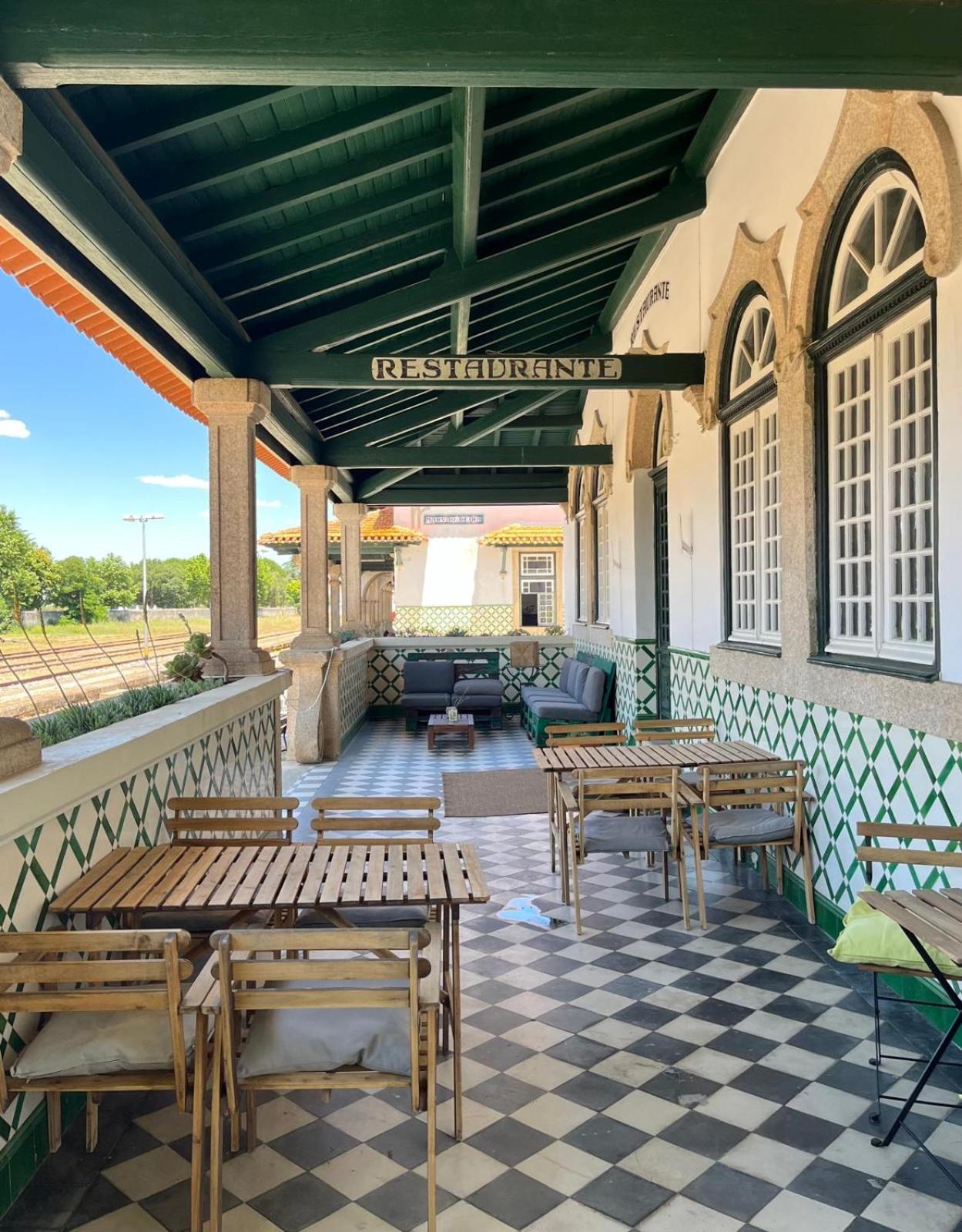 Train Spot Guesthouse มาร์เวา ภายนอก รูปภาพ